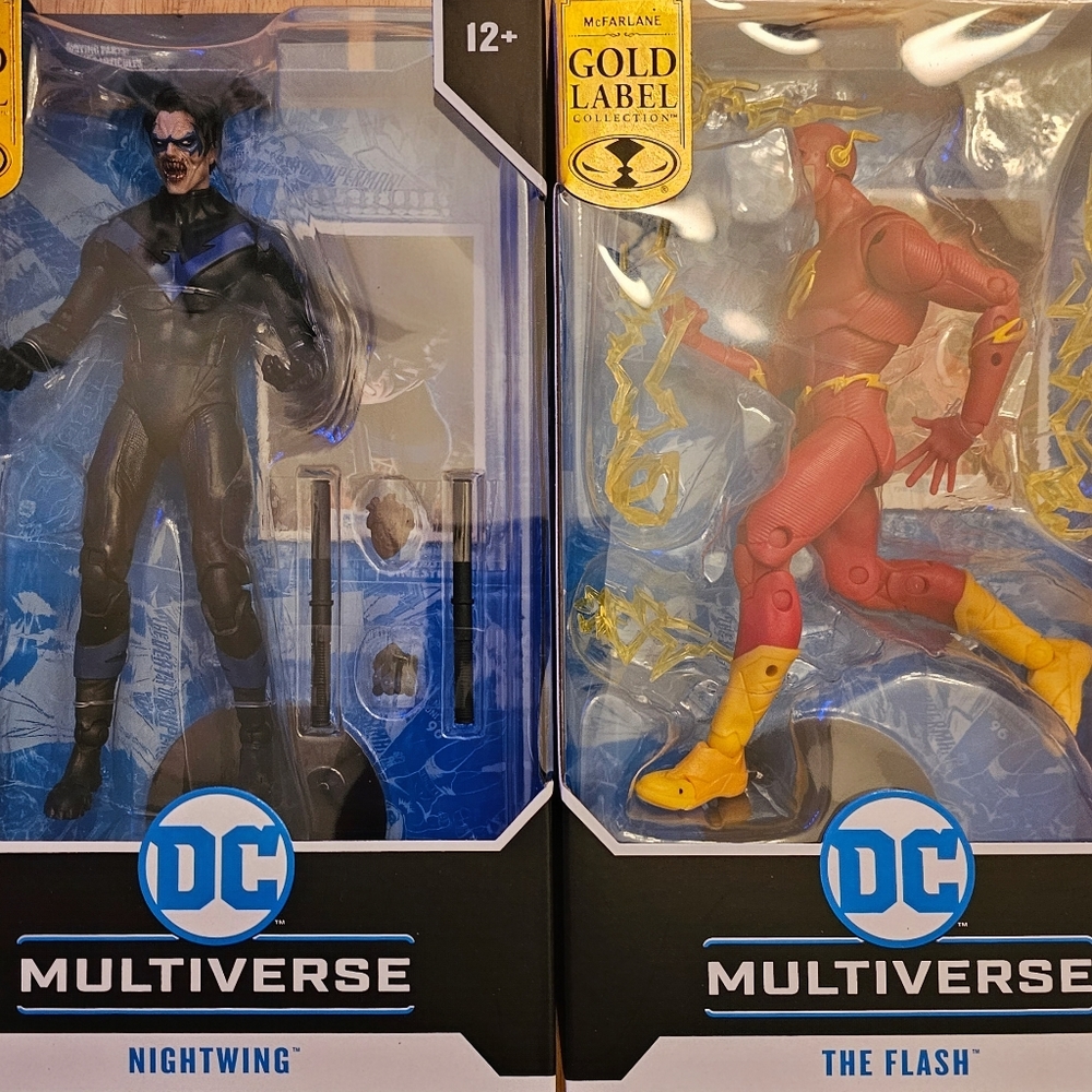 McFarlane DC GOLD LABEL THE FLASH WALLY WEST & NIGHTWING DC VS VAMPIRES BUNDLE